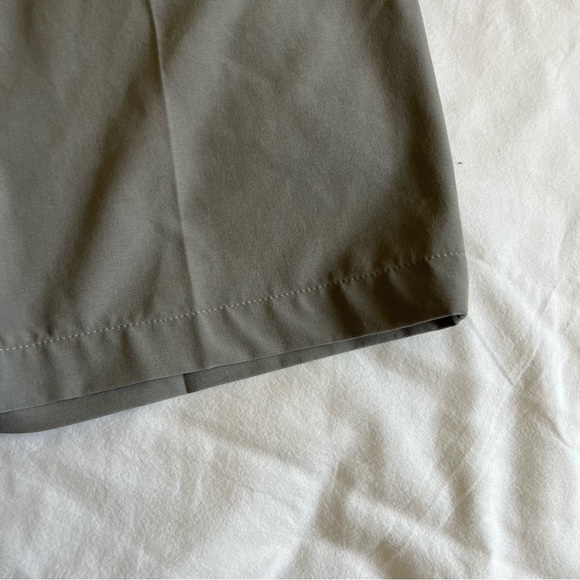 Men’s Adidas 10” Golf Shorts Gray Size 28 - Picture 4 of 10